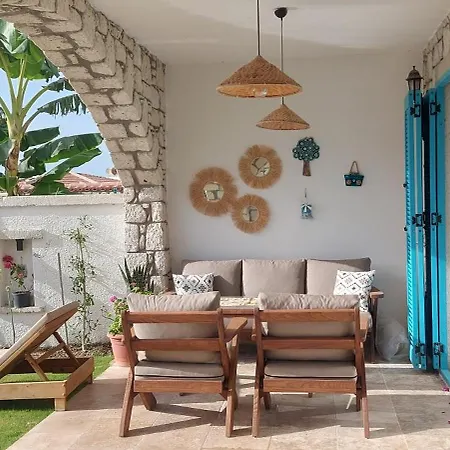Villa Havuzlu Tas 2 *