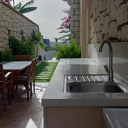 Havuzlu Tas 2 Villa *